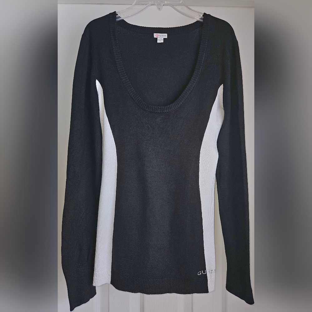 Guess Monochrome Knit Pullover